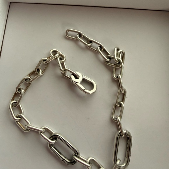 Pandora Silver bracelet with charms - Picture 2 of 12